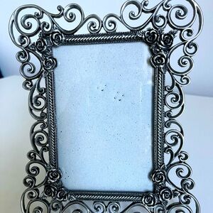 PICTURE FRAME